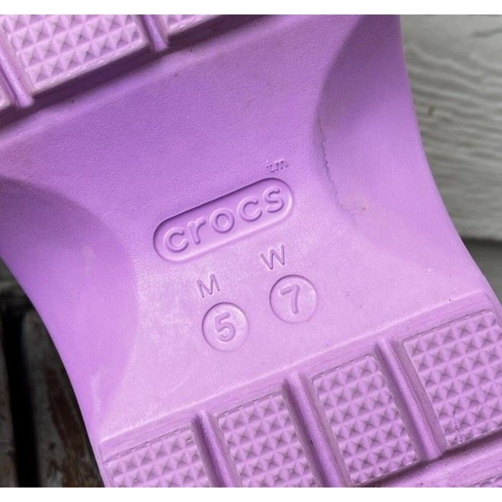 Crocs Women's 7 Stomp Platform Clogs Shoes Bubble - Picture 12 of 12